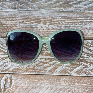 😎Fabulous Ginormous Sunglasses😎